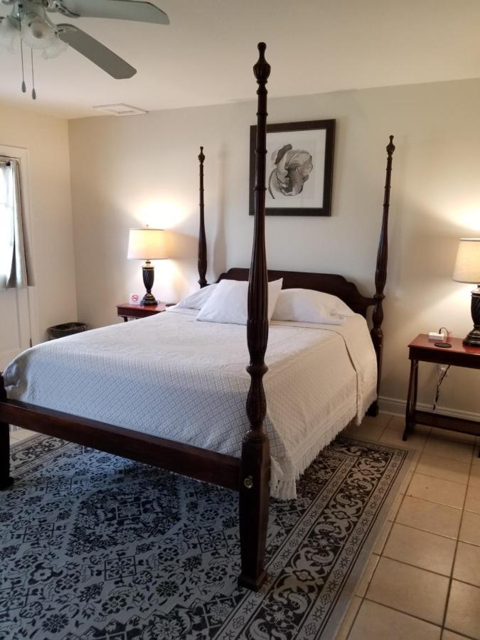 Greenwood Plantation B&B Inn Сейнт Франсисвил Екстериор снимка