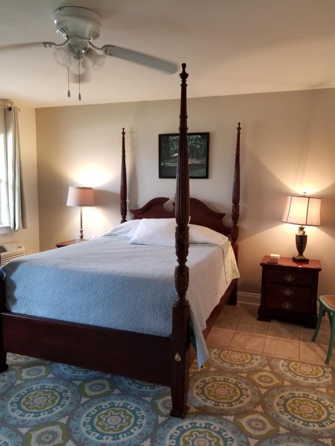 Greenwood Plantation B&B Inn Сейнт Франсисвил Екстериор снимка